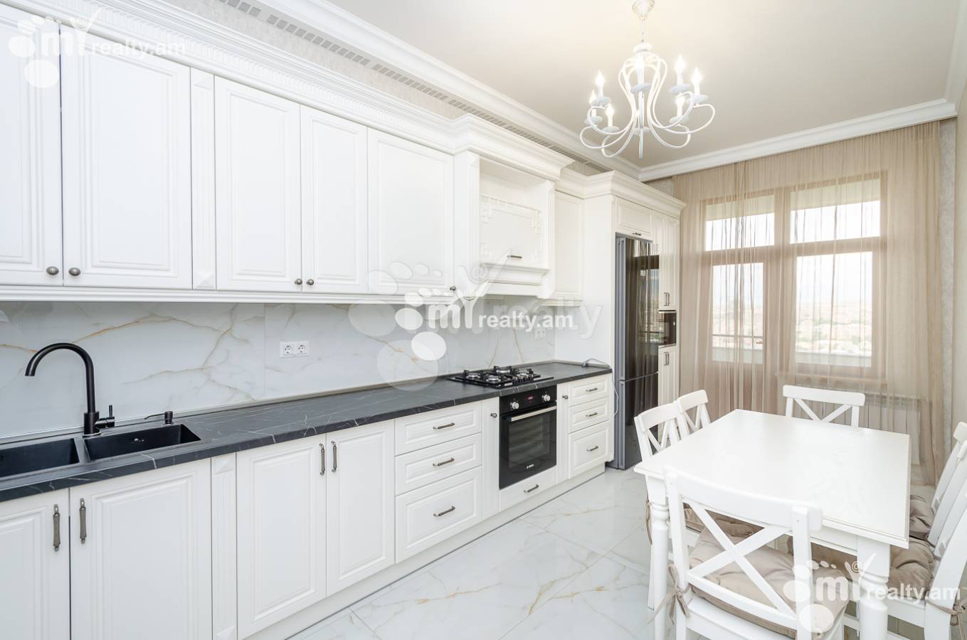 4 սենյականոց բնակարան  Վ.Փափազյան փող, Արաբկիր Երևան, 151948