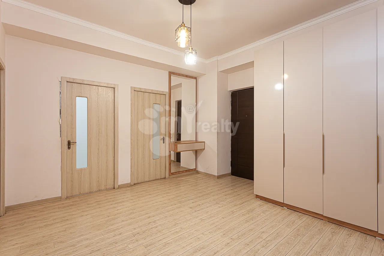 3 bedroom apartment for sale Adonts St, Arabkir Yerevan, 161342
