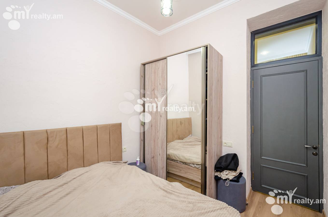 3 սենյականոց բնակարան  Կորյուն փող, Կենտրոն Երևան, 154209