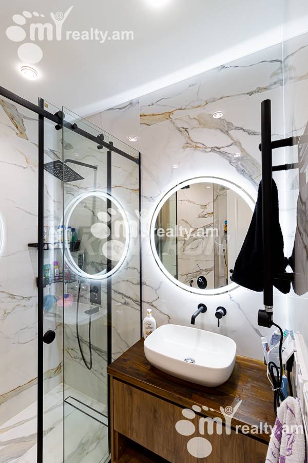 4 սենյականոց բնակարան  Ծարավ Աղբյուրի փող., Ավան Երևան, 154901