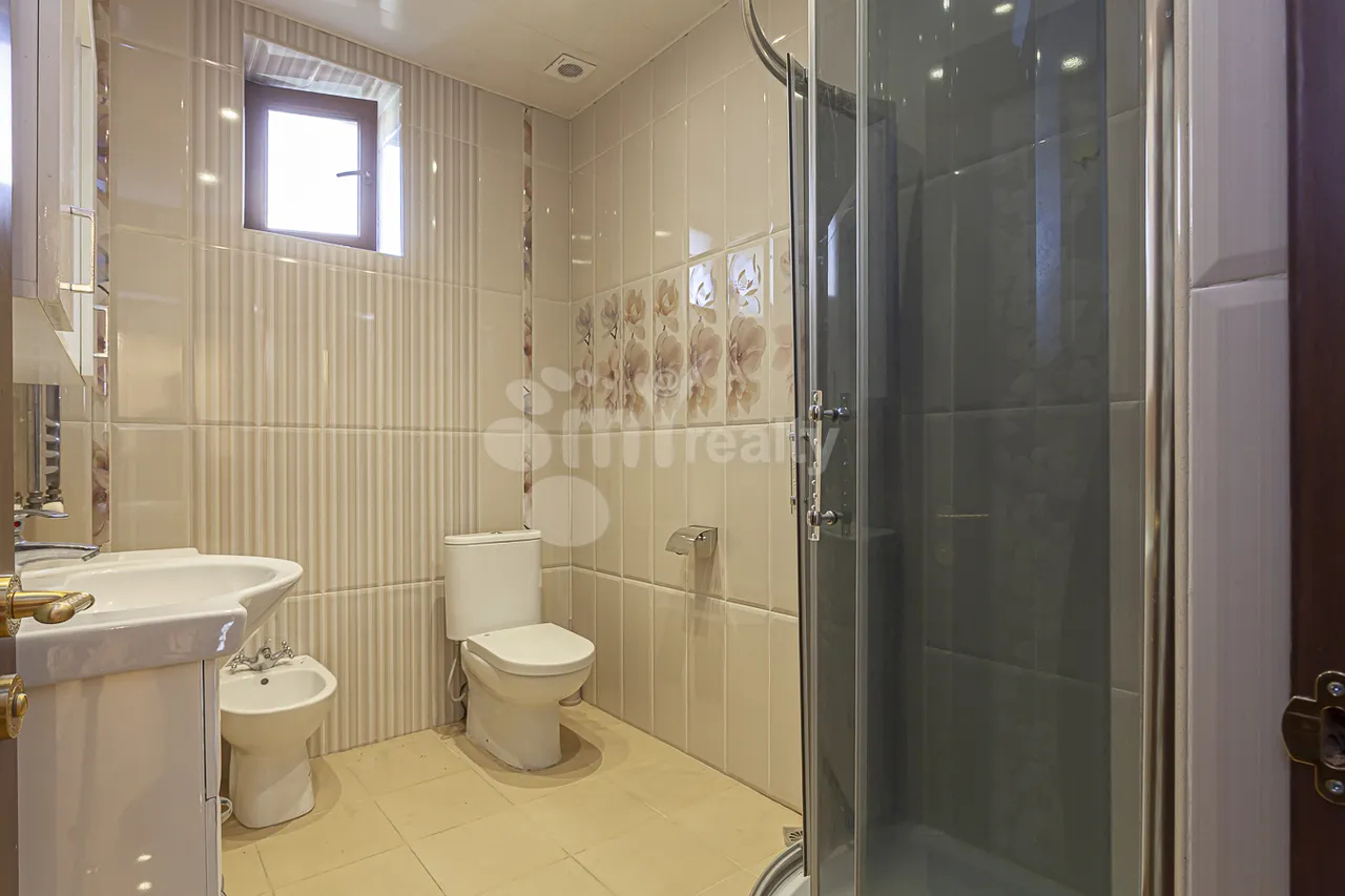 House for rent خیابان داوتاشِن بلوک 3, داوتاشِن ایروان, 161968