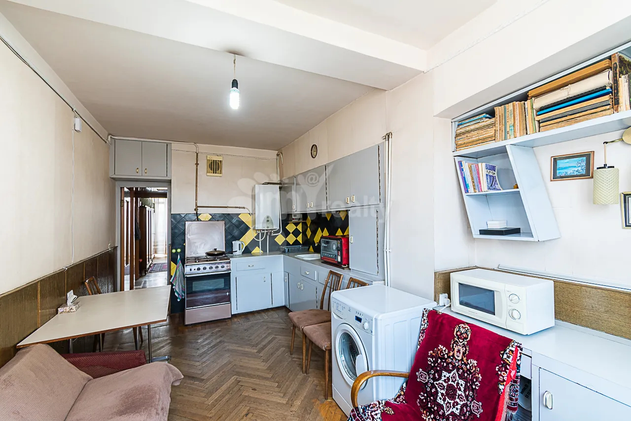 2 bedroom apartment for sale Saryan St, Center Yerevan, 160979