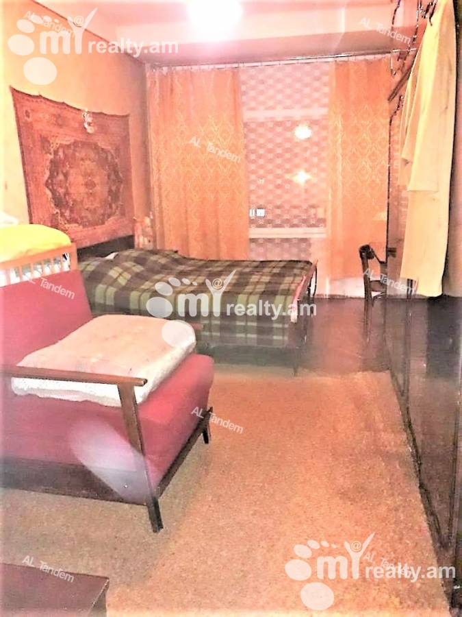 3 սենյականոց բնակարան  Խորենացու փող, Կենտրոն Երևան, 123218