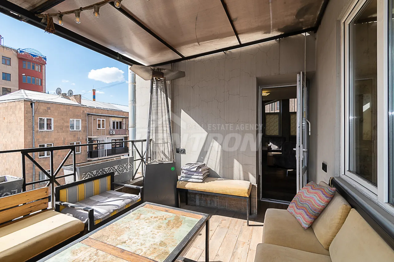 3 bedroom apartment for sale خیابان واردانانتس, مرکز شهر ایروان, 159752