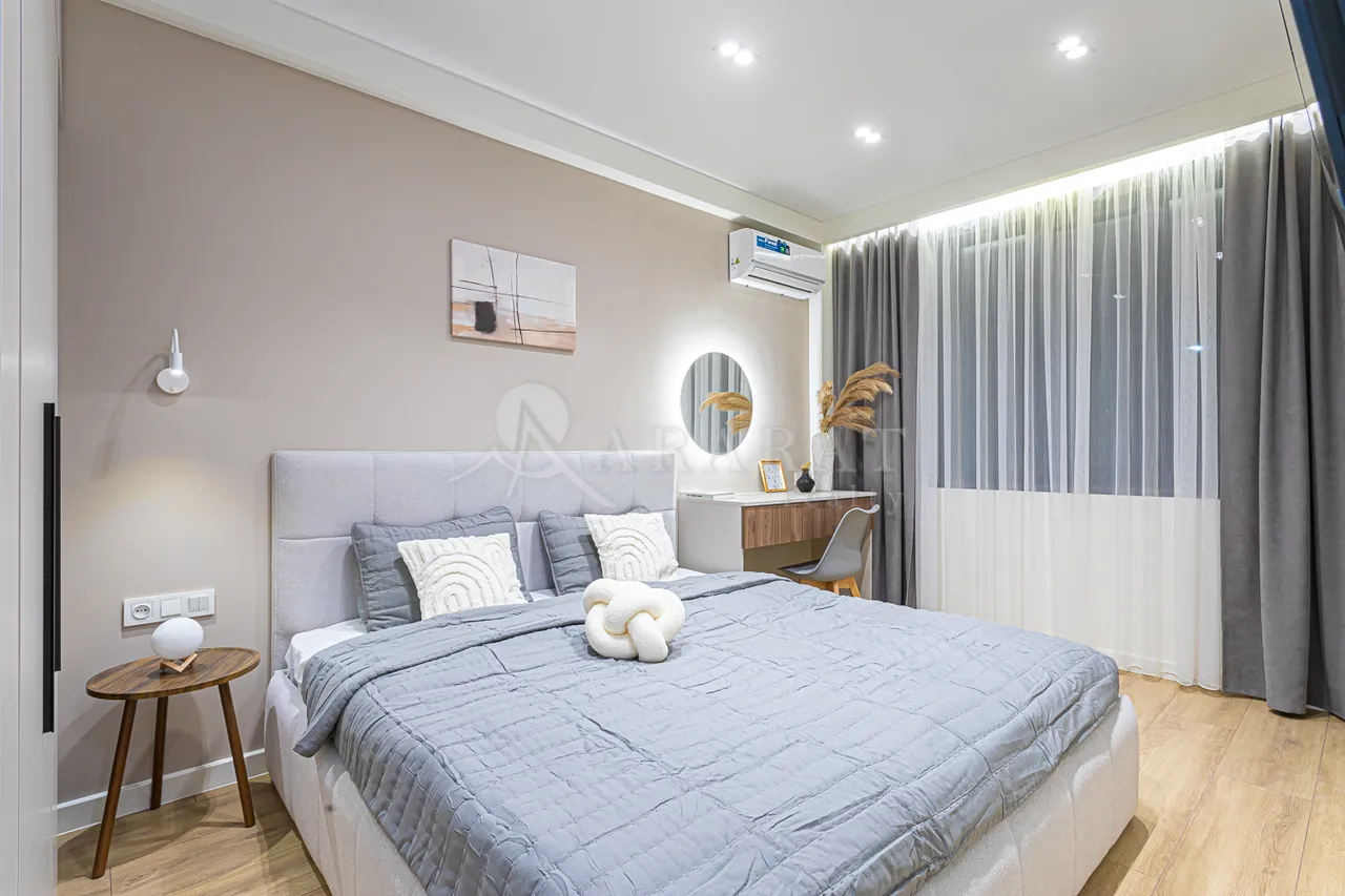 2 bedroom apartment for sale خیابان پوشکین, مرکز شهر ایروان, 158060