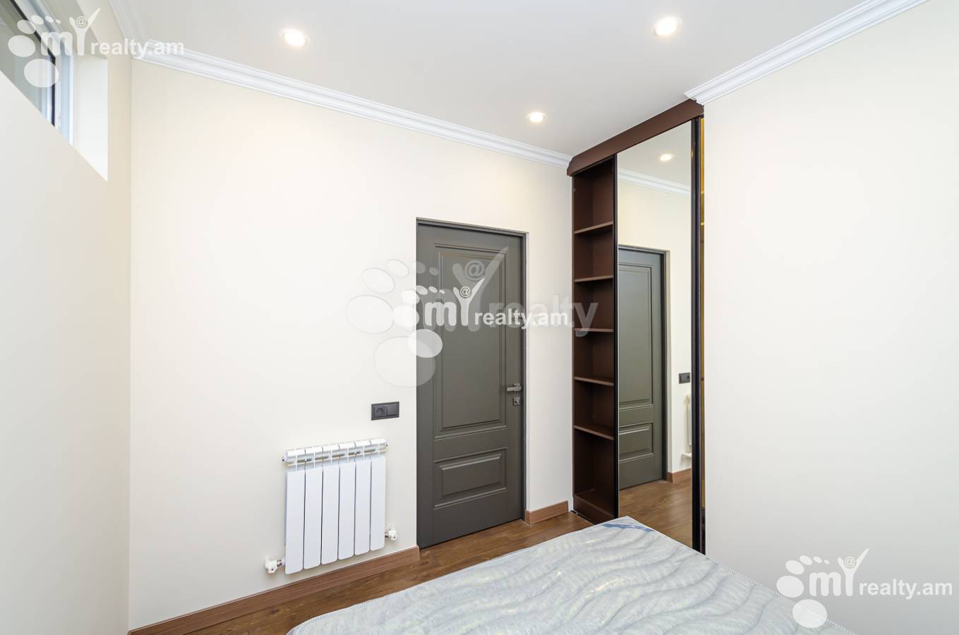 2 bedroom apartment for sale خیابان ا. کاخاتریان, عربگیر ایروان, 152553
