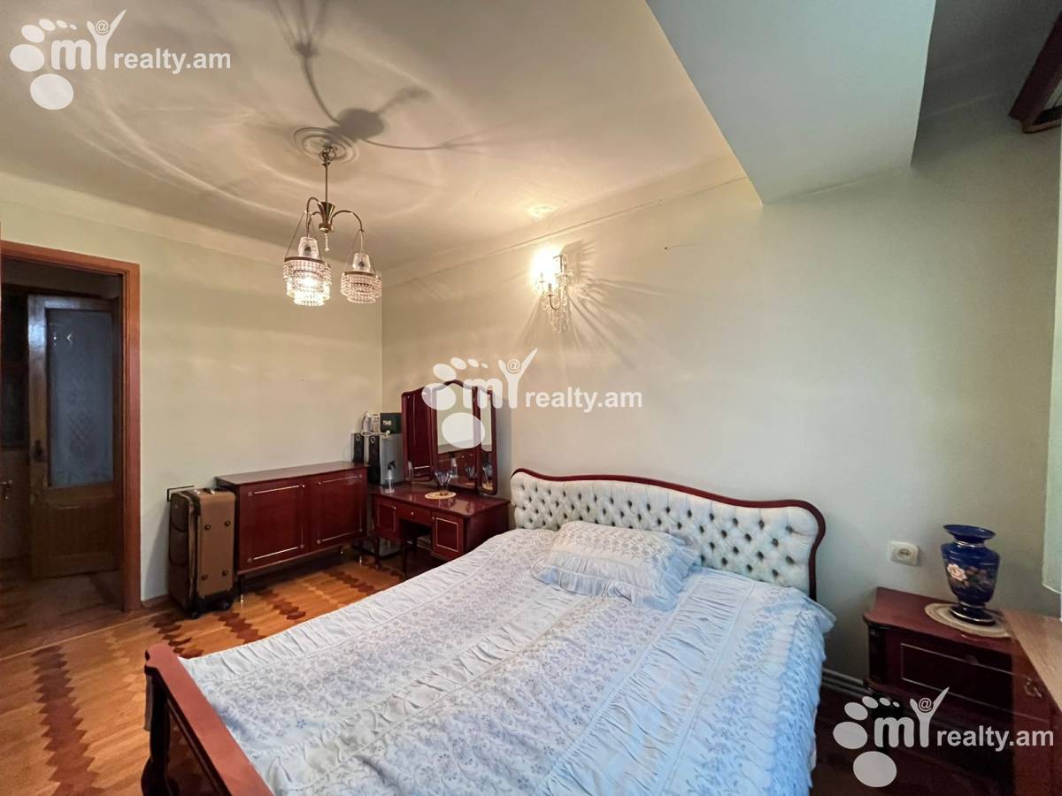 3 bedroom apartment for sale خیابان هاکوبیان, عربگیر ایروان, 159158