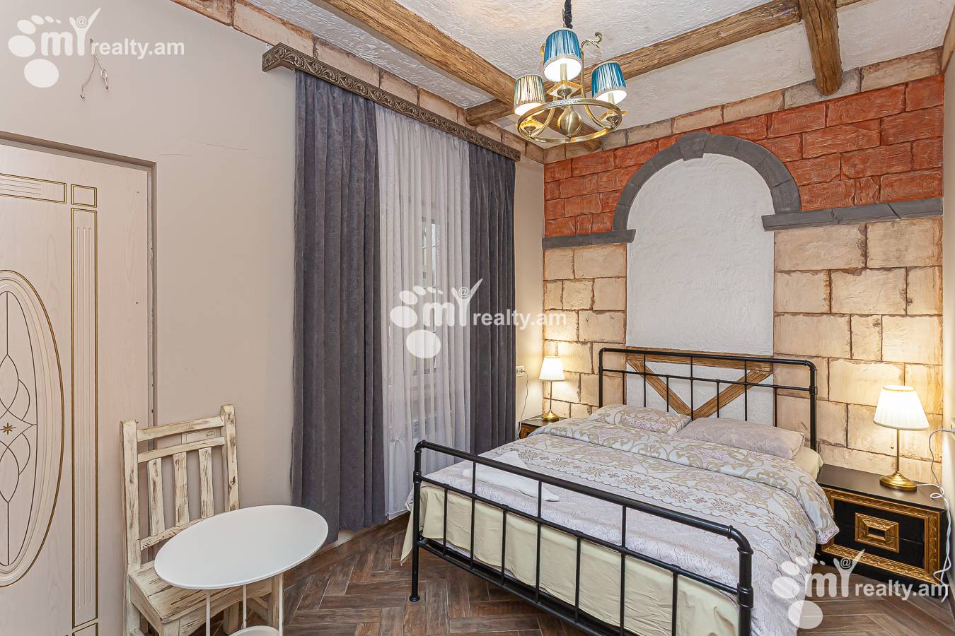 Commercial property for sale Zakyan St, Center Yerevan, 143784