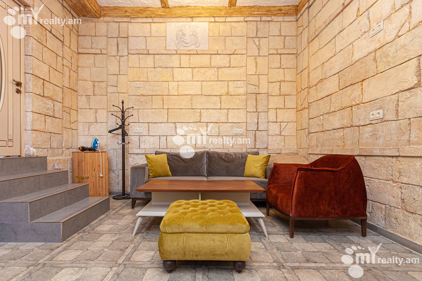 Commercial property for sale Zakyan St, Center Yerevan, 143784