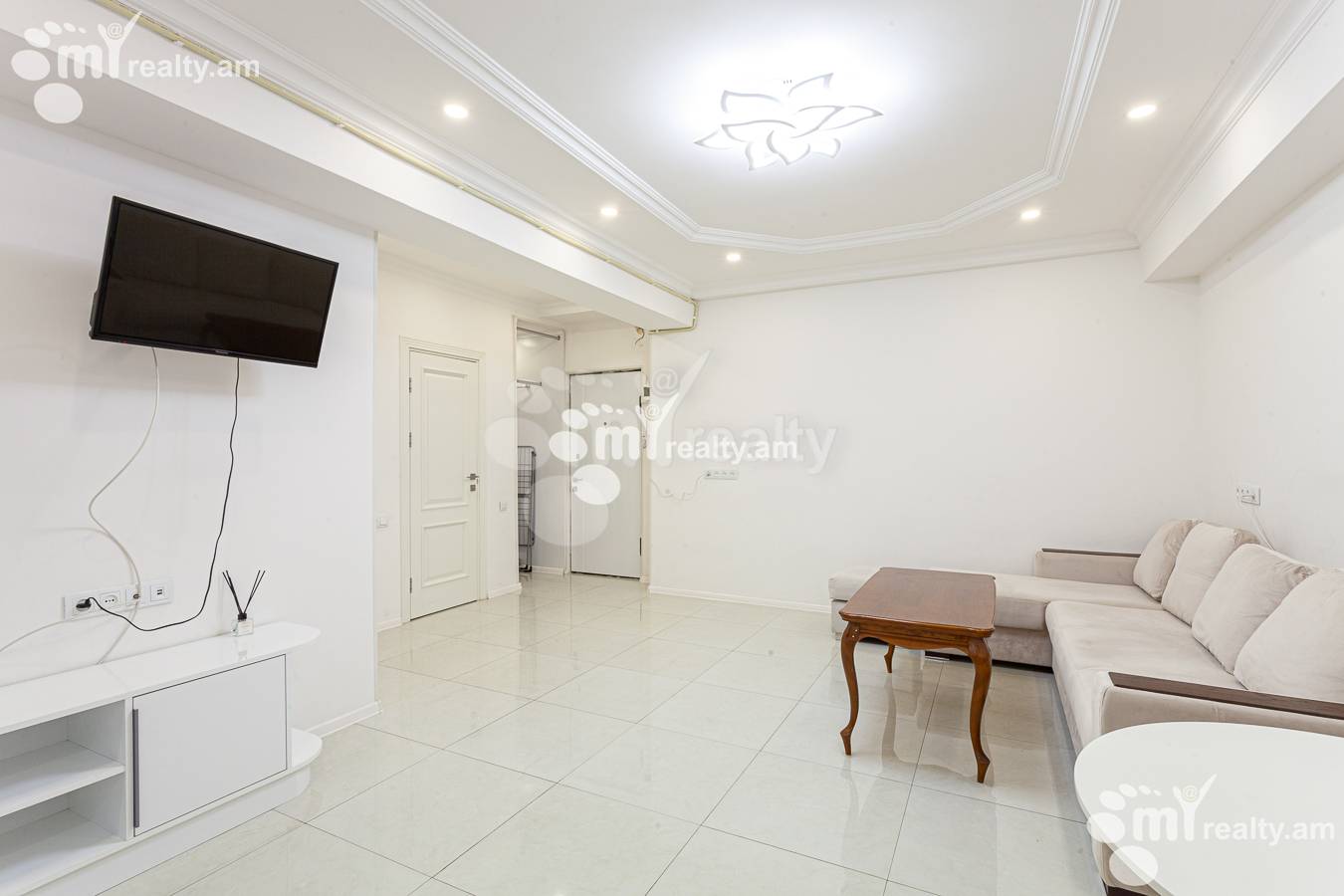 2 սենյականոց բնակարան  Ե. Քոչար փող, Կենտրոն Երևան, 137922