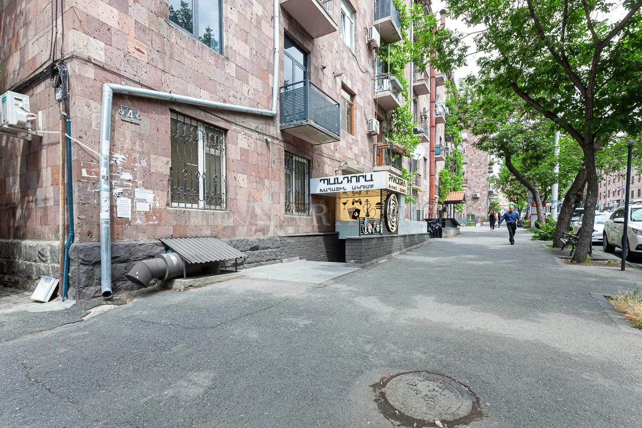 Commercial property for sale Charents St, Center Yerevan, 157294