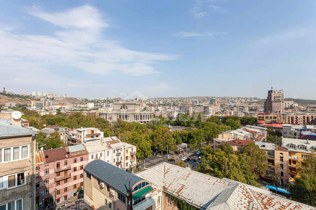 3 սենյականոց բնակարան վարձով Մաշտոցի պող, Կենտրոն Երևան, 158796