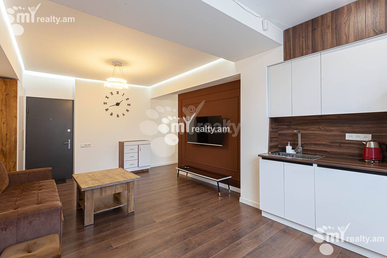 2 bedroom apartment for rent M.Khorenatsi St, Center Yerevan, 153211