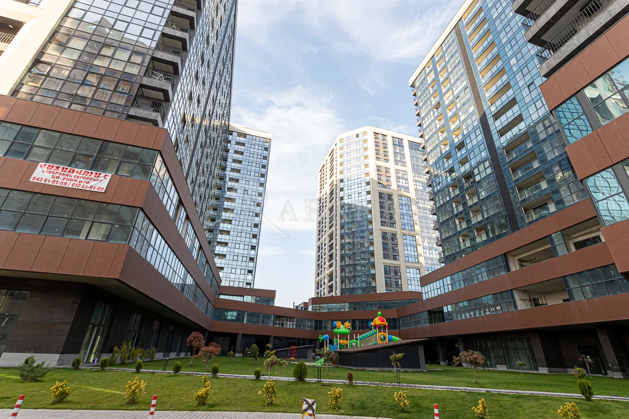 Снять 3 комнатную квартиру Комитас пр, Арабкир Ереван, 157291