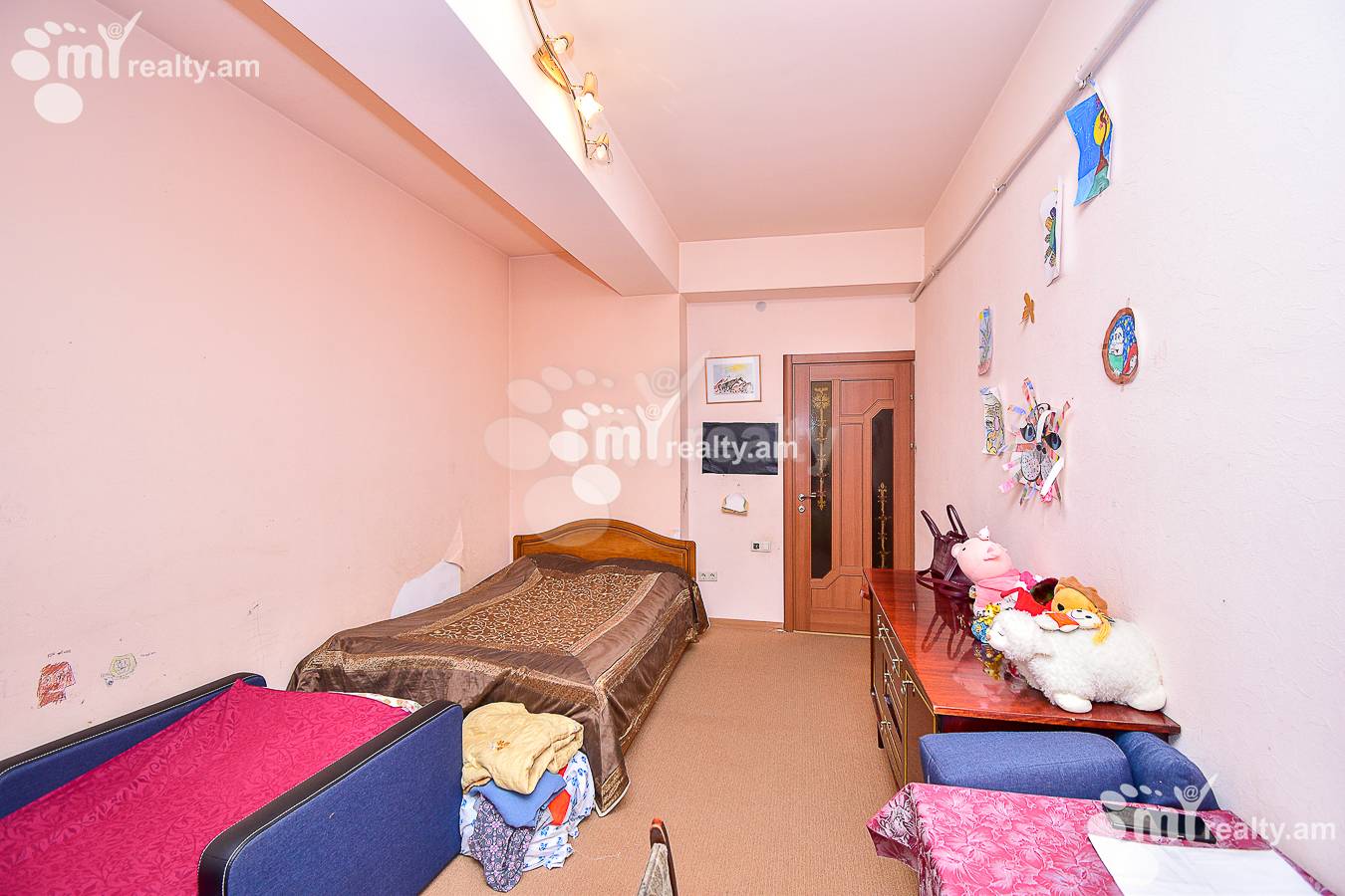 3 bedroom apartment for sale Antarayin St, Center Yerevan, 146938