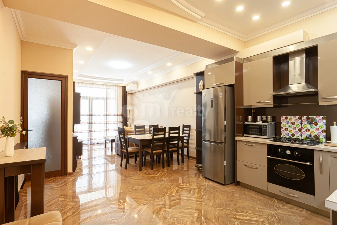 3 bedroom apartment for sale Yekmalyan St, Center Yerevan, 160123