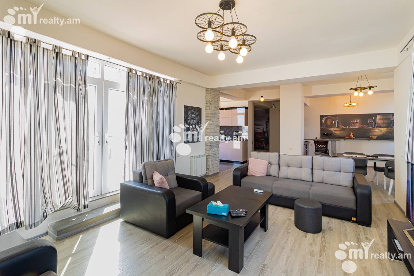 4 bedroom apartment for sale Davtashen 4 district, Davtashen Yerevan, 143278