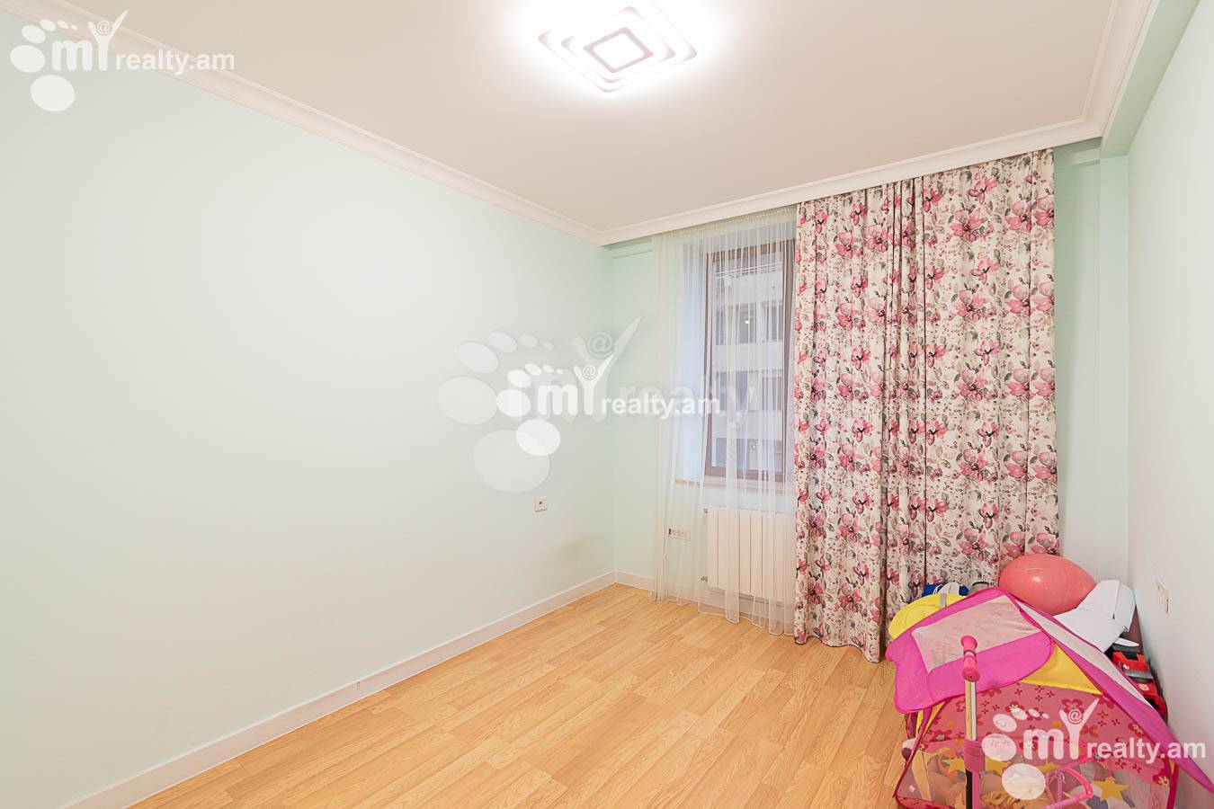 4 bedroom apartment for sale Aram St, Center Yerevan, 153276