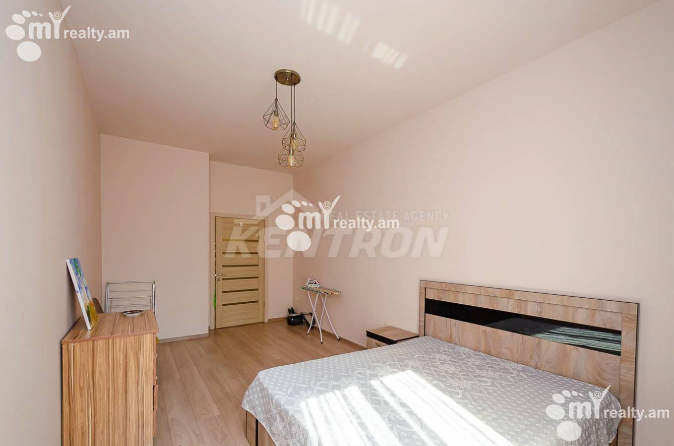 3 bedroom apartment for sale خیابان یِکمالیان, مرکز شهر ایروان, 155281