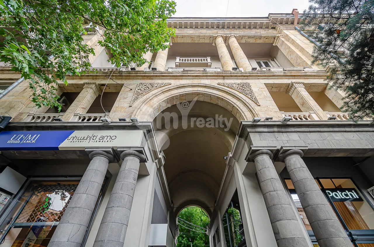 2 bedroom apartment for sale Mashtots Ave, Center Yerevan, 160500