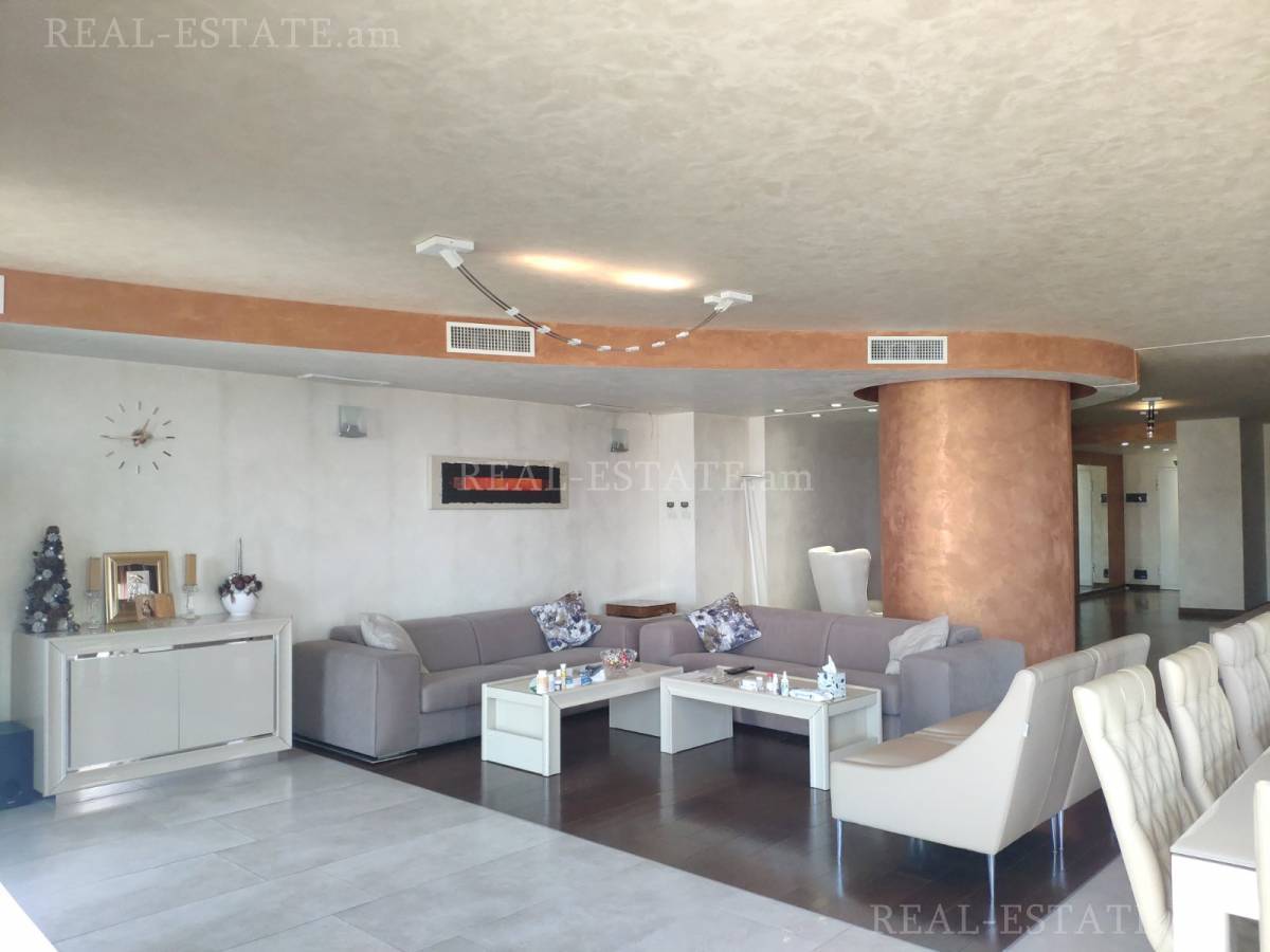 3 bedroom apartment for sale خیابان وازگِن سارگیسیان, مرکز شهر ایروان, 125068