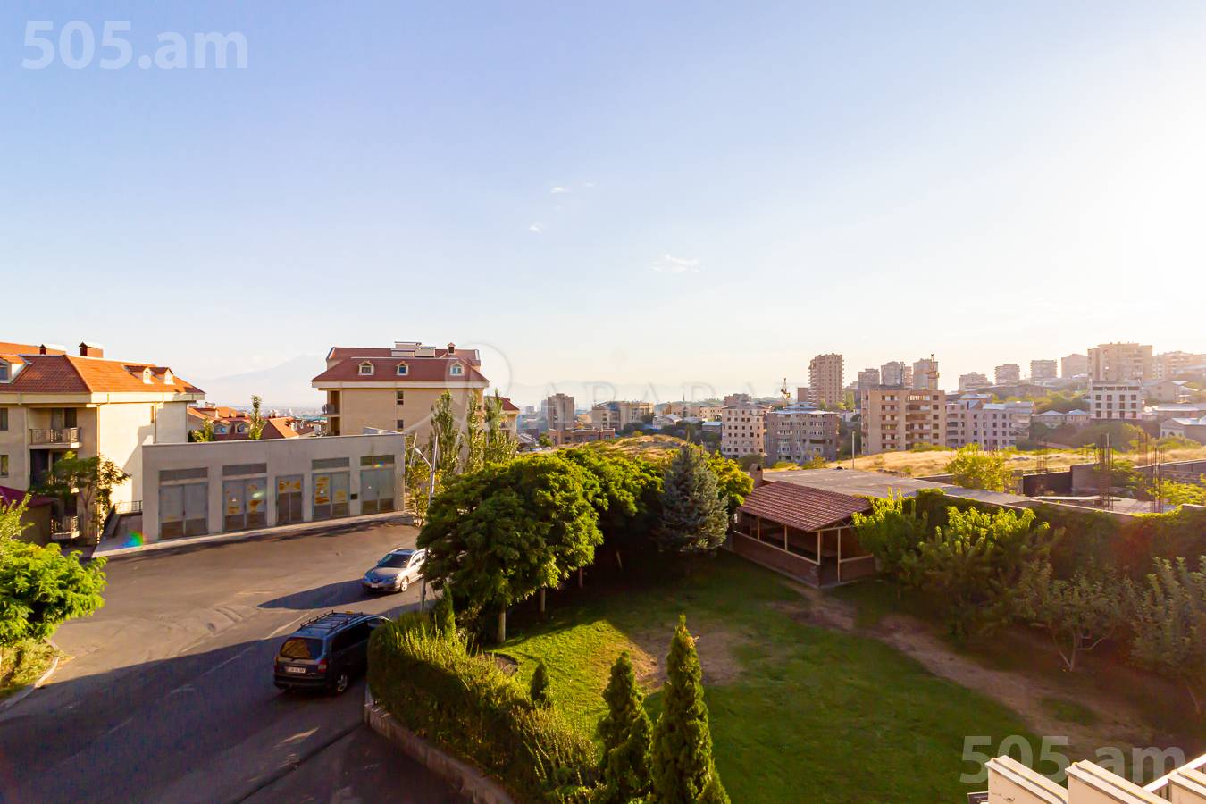 3 bedroom apartment for sale Antarayin St, Center Yerevan, 152585