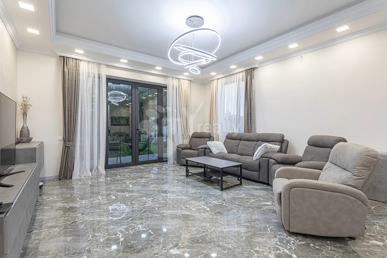 Առանձնատուն  Բագրևանդ թաղամաս, Նոր Նորք Երևան, 160037