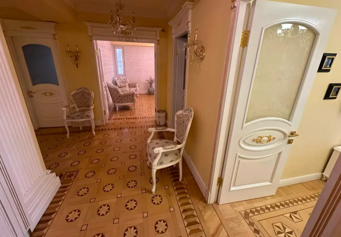 4 bedroom apartment for sale خیابان 37 عربکیر, عربگیر ایروان, 160846