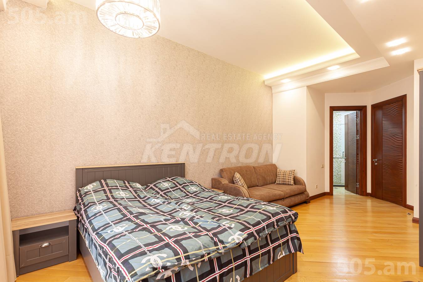 3 սենյականոց բնակարան վարձով Եկմալյան փող, Կենտրոն Երևան, 154624