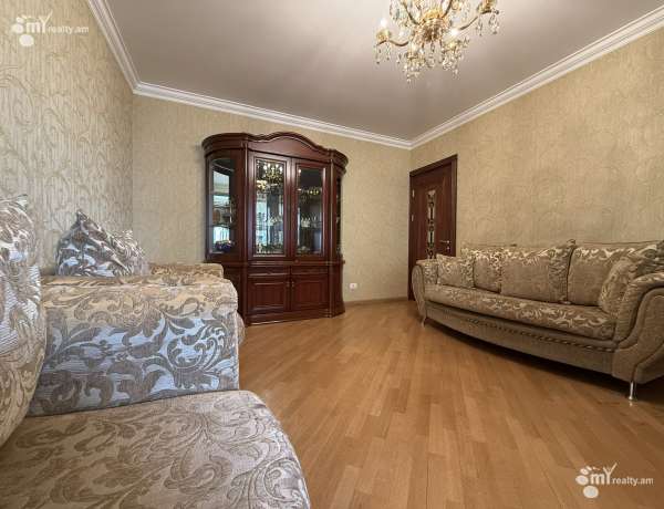 4-bedroom/apartment-for-sale/Vratsakan+St/Arabkir/Yerevan