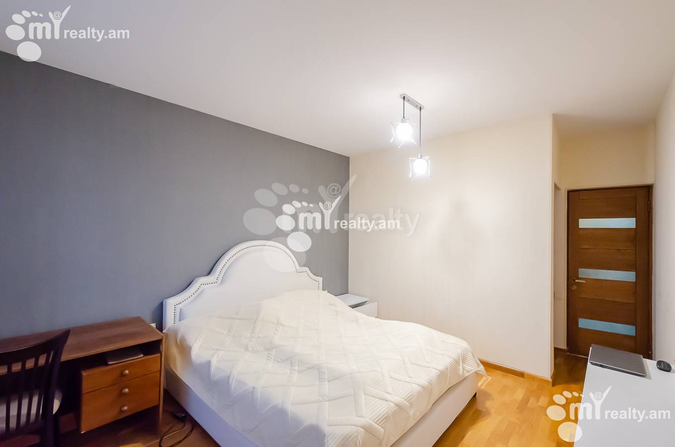 3 սենյականոց բնակարան  Սարյան փող, Կենտրոն Երևան, 154929