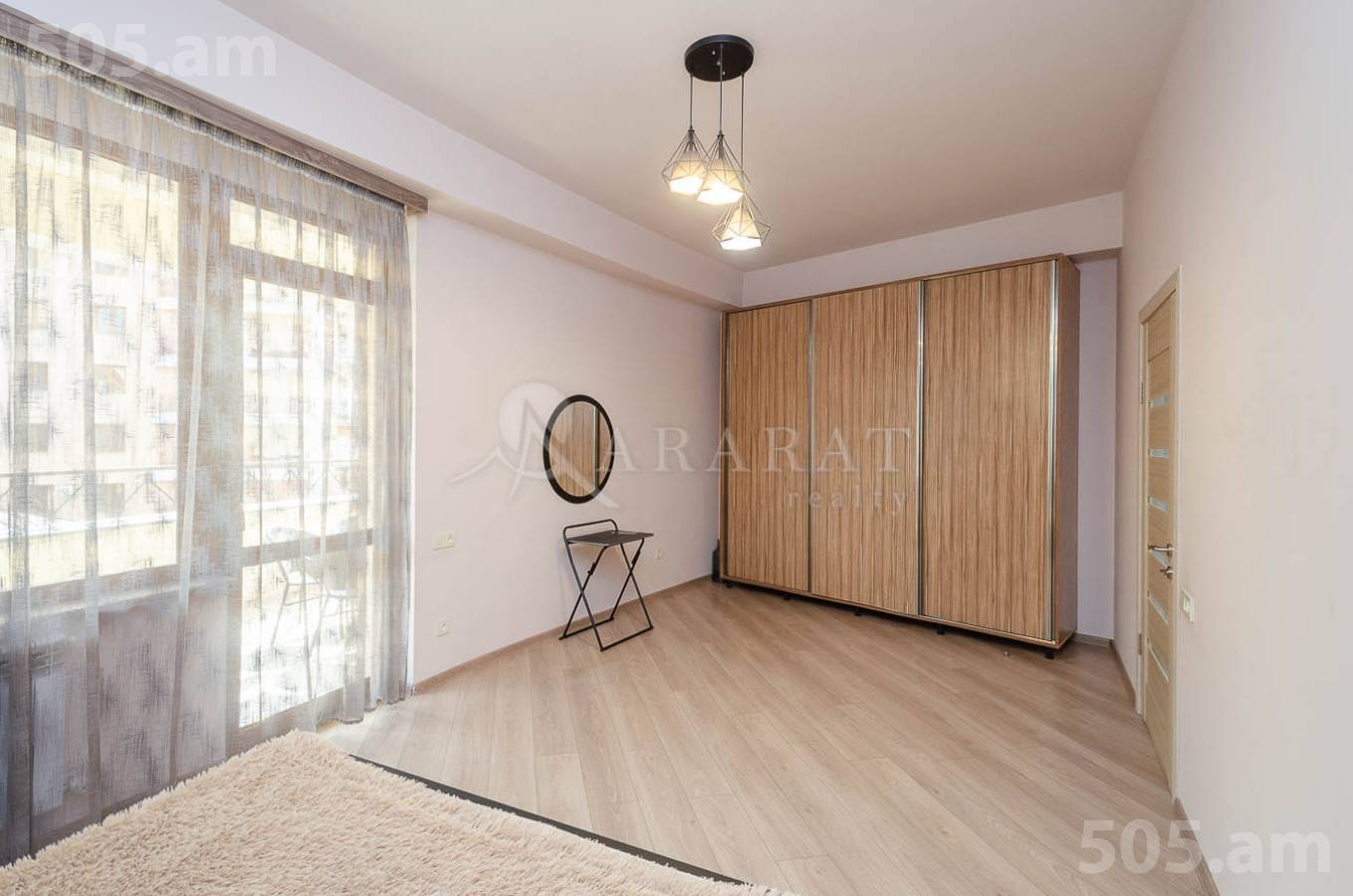 3 սենյականոց բնակարան  Եկմալյան փող, Կենտրոն Երևան, 146666