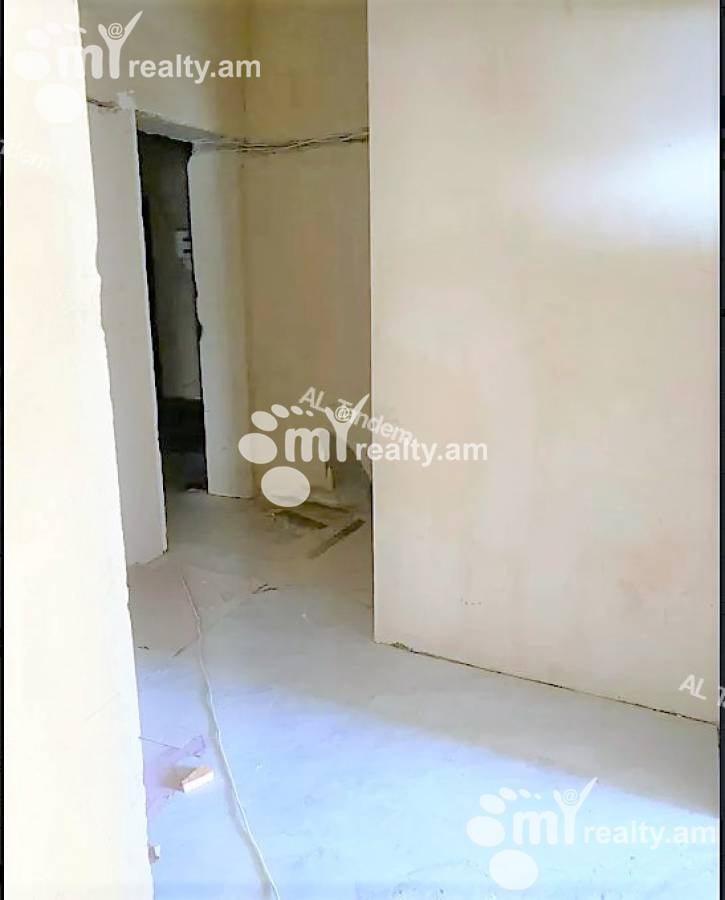 3 bedroom apartment for sale Charents St, Center Yerevan, 136351