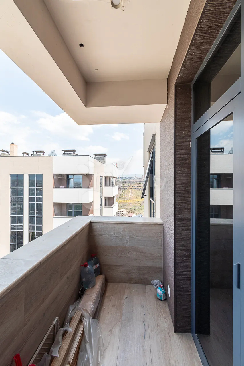 3 bedroom apartment for sale Mikoyan St, Davtachène Yerevan, 160711