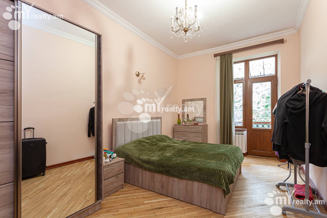 2 սենյականոց բնակարան  Վարդանանց փող, Կենտրոն Երևան, 156906