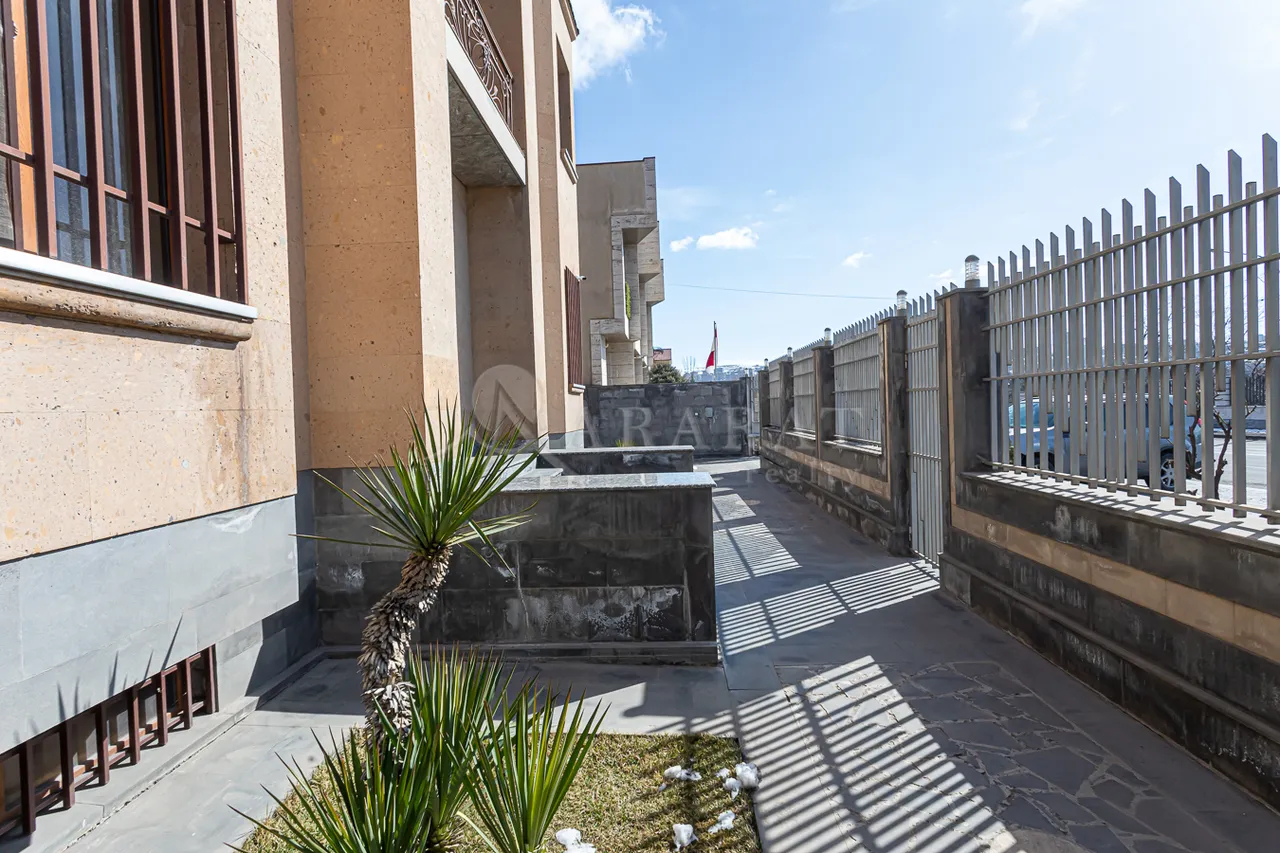 Առանձնատուն  Ծարավ Աղբյուրի փող., Ավան Երևան, 159131