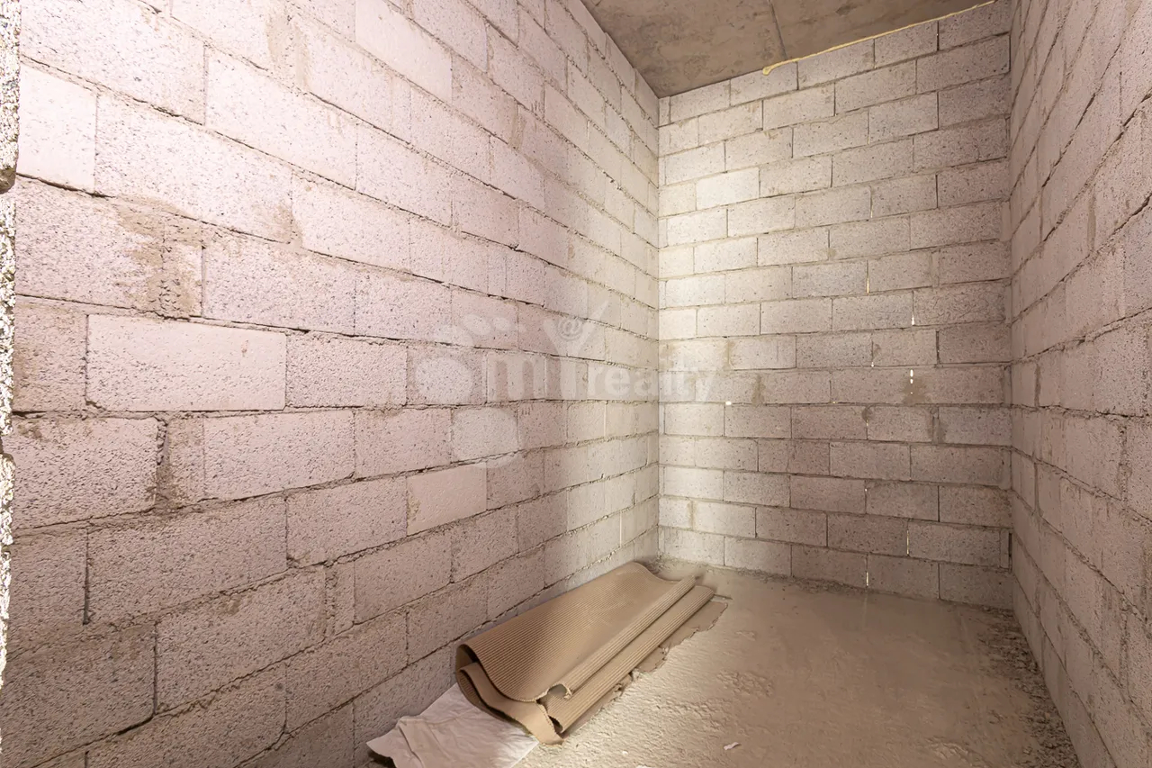 4 bedroom apartment for sale Antarayin, Leonid-Azgaldyan-Straße,, Center Yerevan, 157992