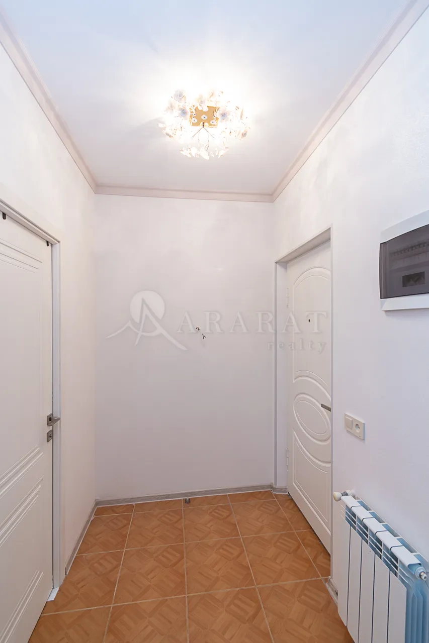 2 bedroom apartment for sale Antarayin St, Center Yerevan, 159535