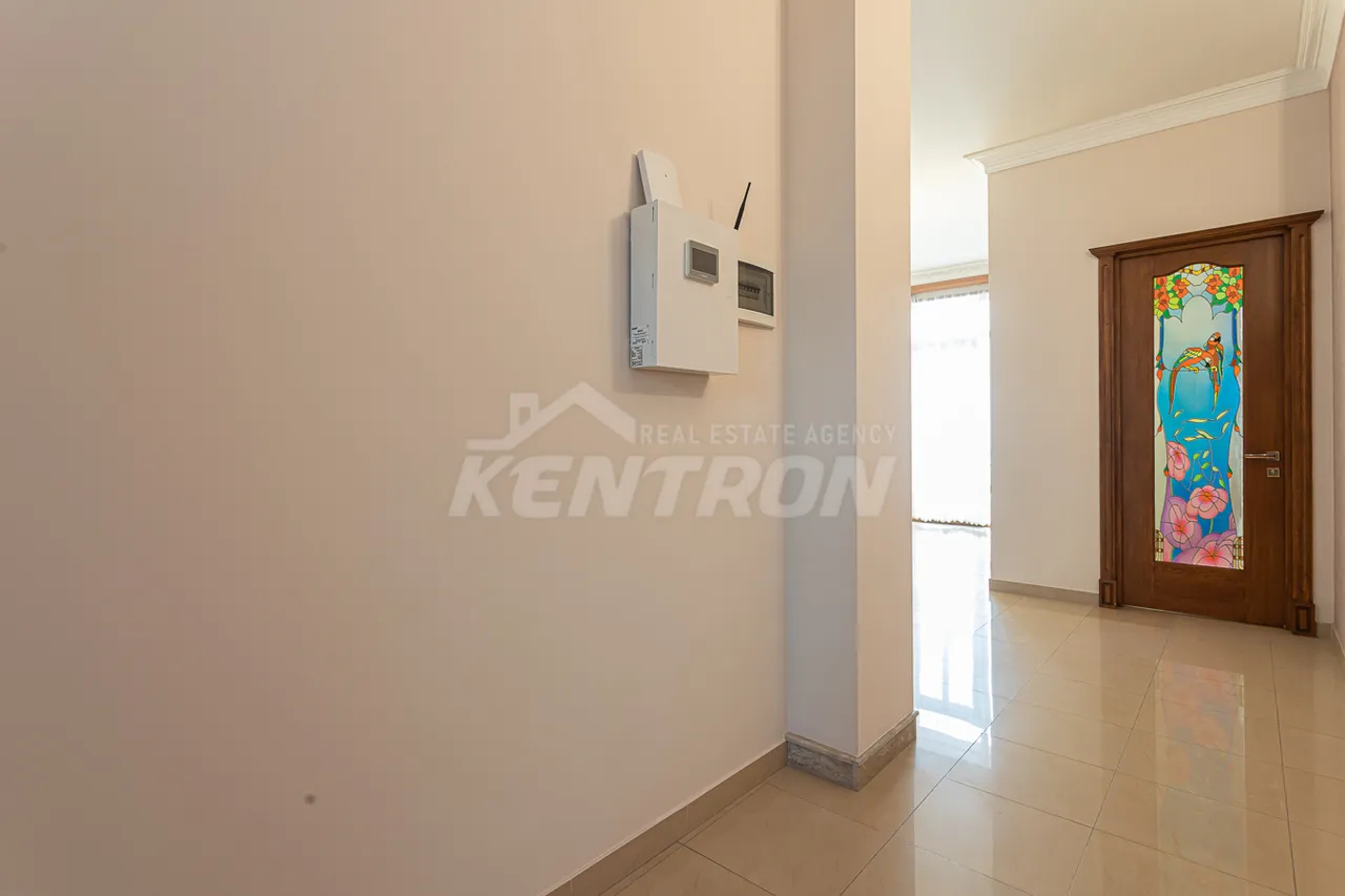 House for sale Tsarav Aghbyur St, Awan Yerevan, 159130