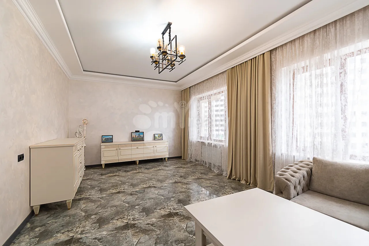 Купить дом Микоян ул, Давташен Ереван, 160031