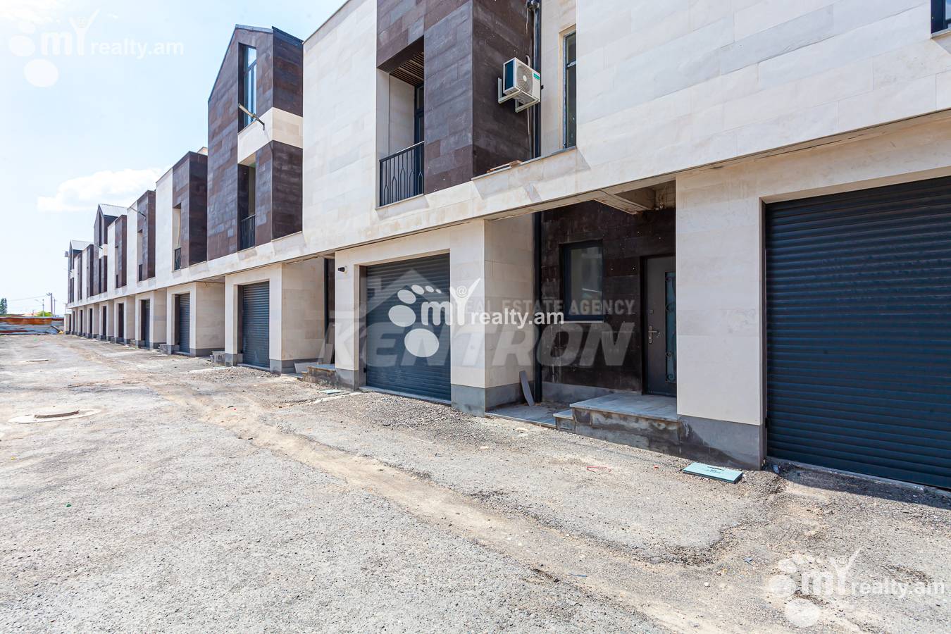 Առանձնատուն  Առինջ Բ 2-րդ փողոց, Աբովյան Կոտայք, 155935