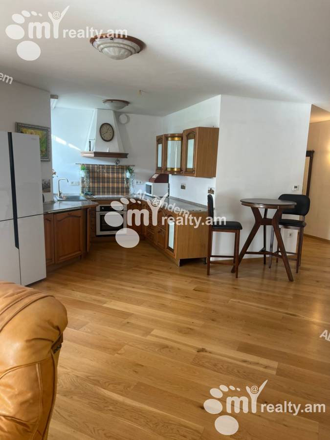 3 bedroom apartment for sale خیابان مامیکونیانتس, عربگیر ایروان, 158201