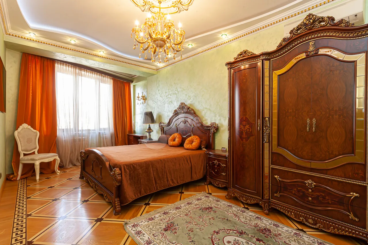 3 bedroom apartment for rent خیابان تِریان, مرکز شهر ایروان, 161460