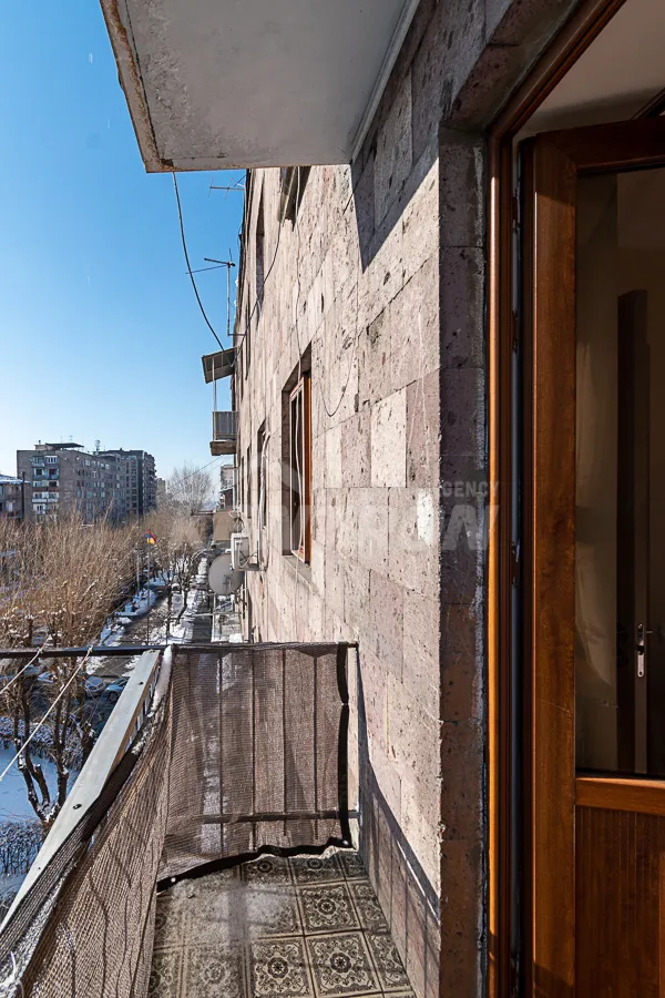 3 bedroom apartment for sale Hr.Kochar St, Arabkir Yerevan, 159108
