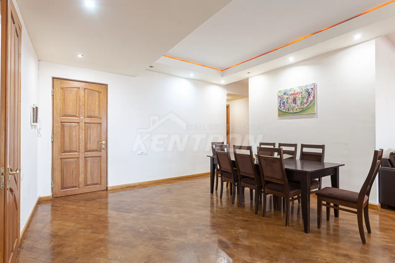 3 bedroom apartment for rent (خیابان نورترن (شمالی, مرکز شهر ایروان, 159093