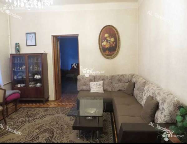 3-senyakanoc-bnakaran-vacharq-Yerevan-Center