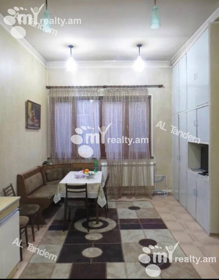 Купить 3 комнатную квартиру Терян ул, Центр Ереван, 125166