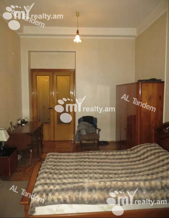 Купить 3 комнатную квартиру Терян ул, Центр Ереван, 125166