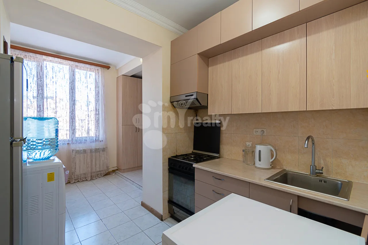 3 bedroom apartment for sale Hr.Kochar St, Arabkir Yerevan, 159110