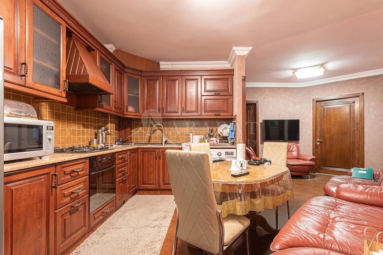2 bedroom apartment for sale Tigran Mets Ave, Center Yerevan, 157566